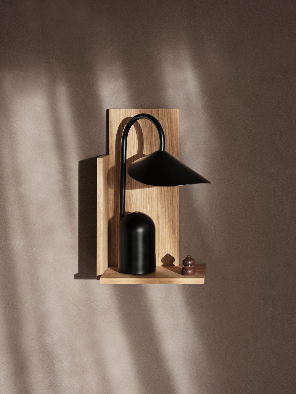 Ferm Living Arum Portable Lamp Black