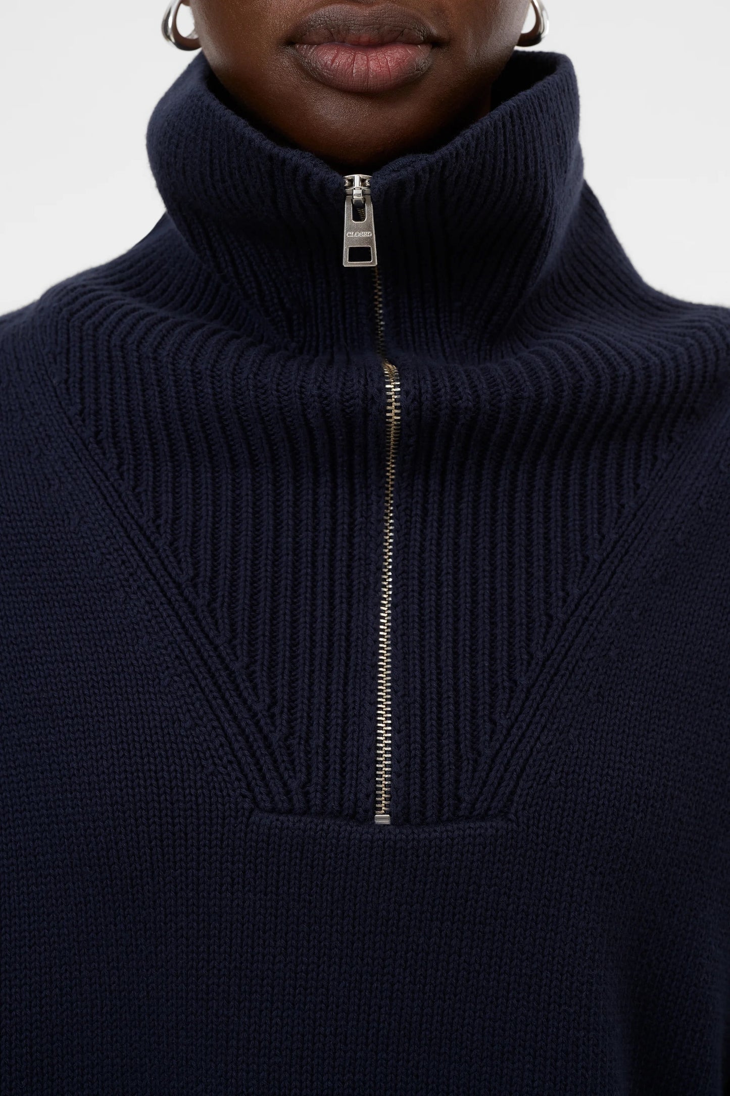 Closed Cropped Troyer Dark Navy