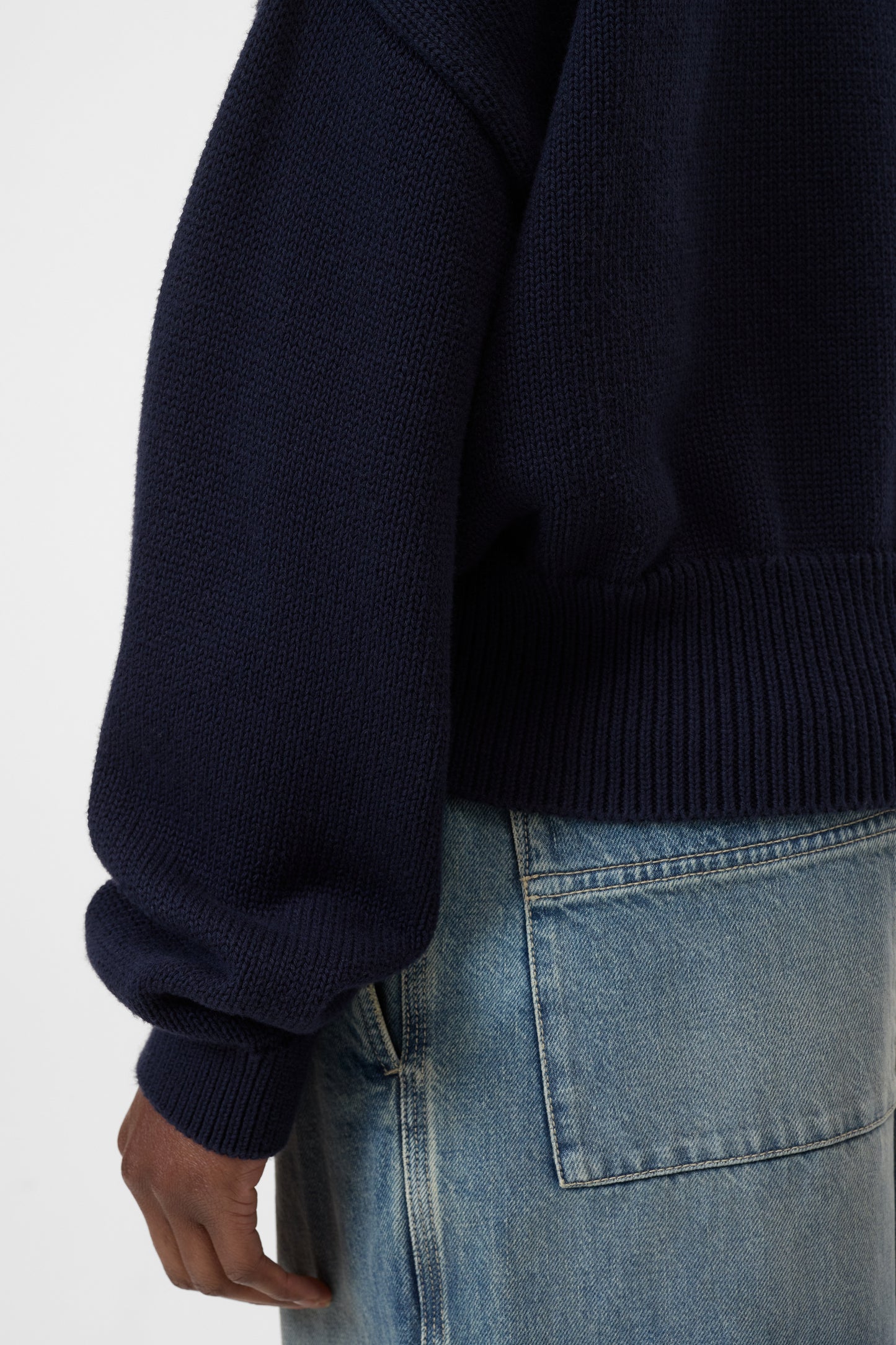 Closed Cropped Troyer Dark Navy