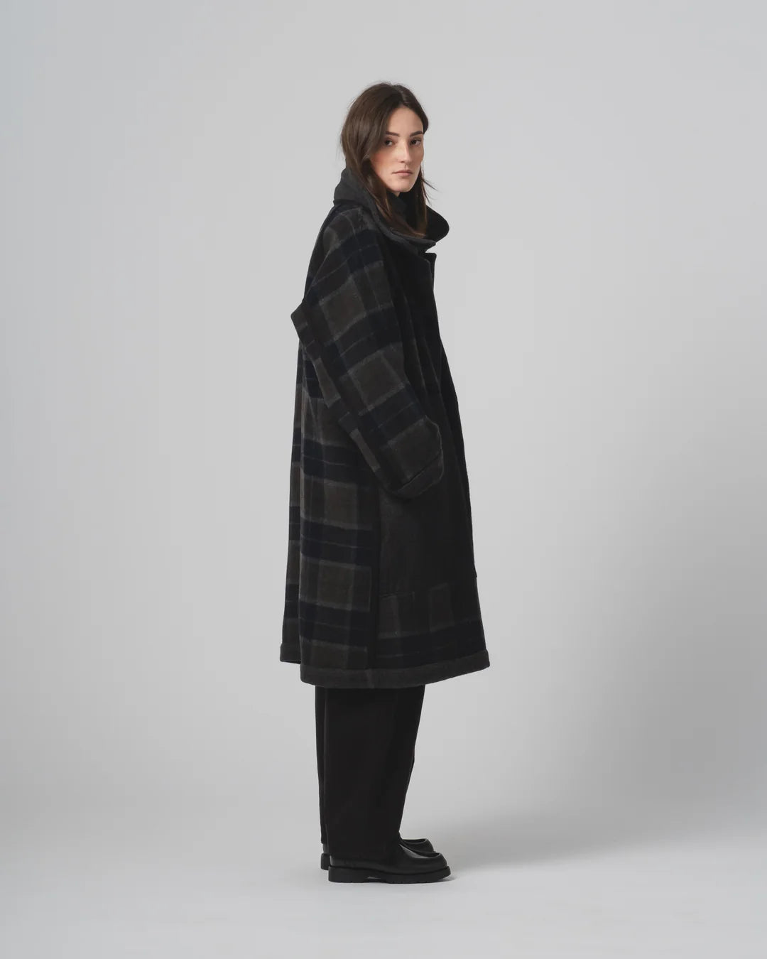 Girls Of Dust Army Trench Golf Wool Caviar