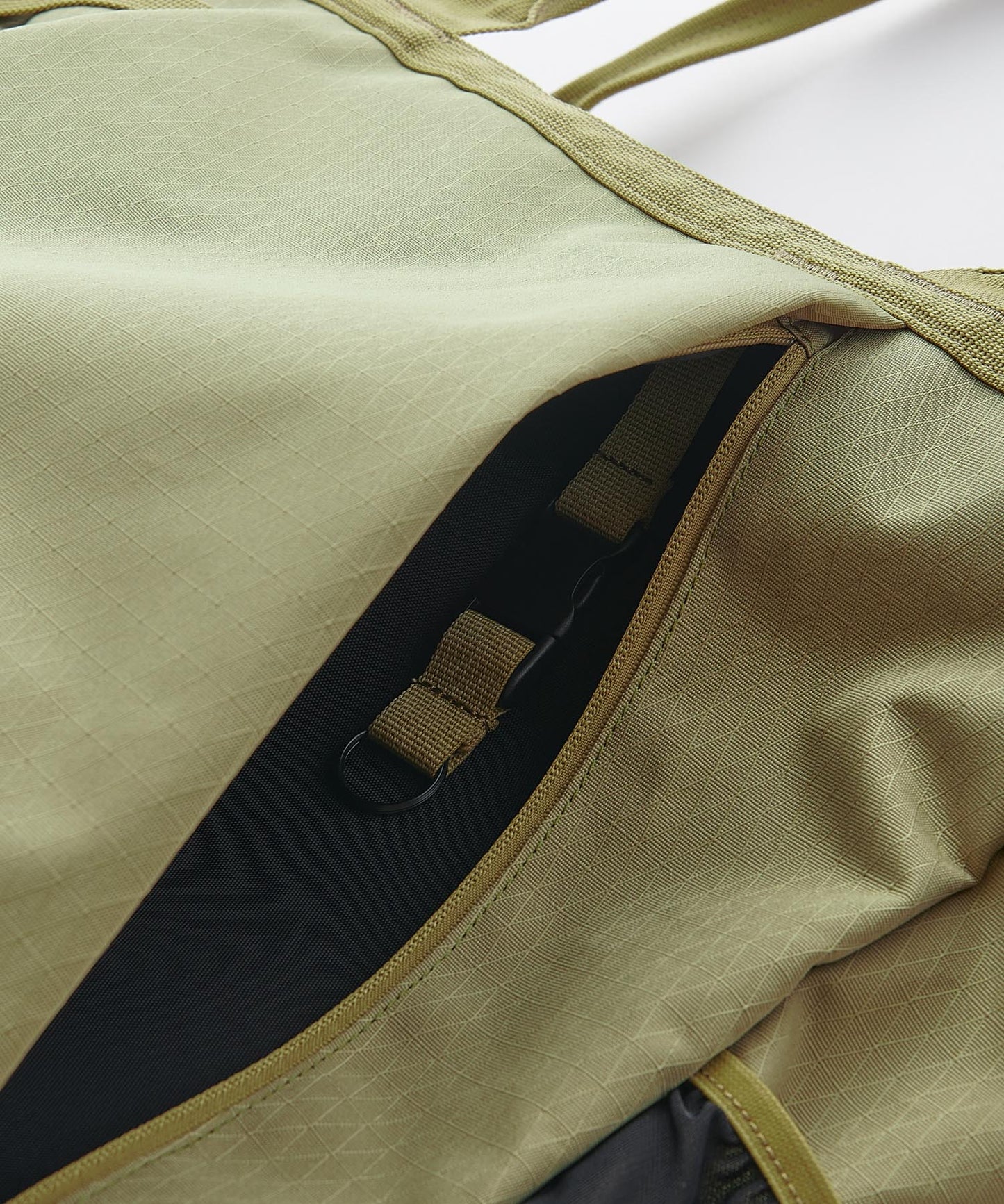 Gramicci Climbing Tote Bronze Olive