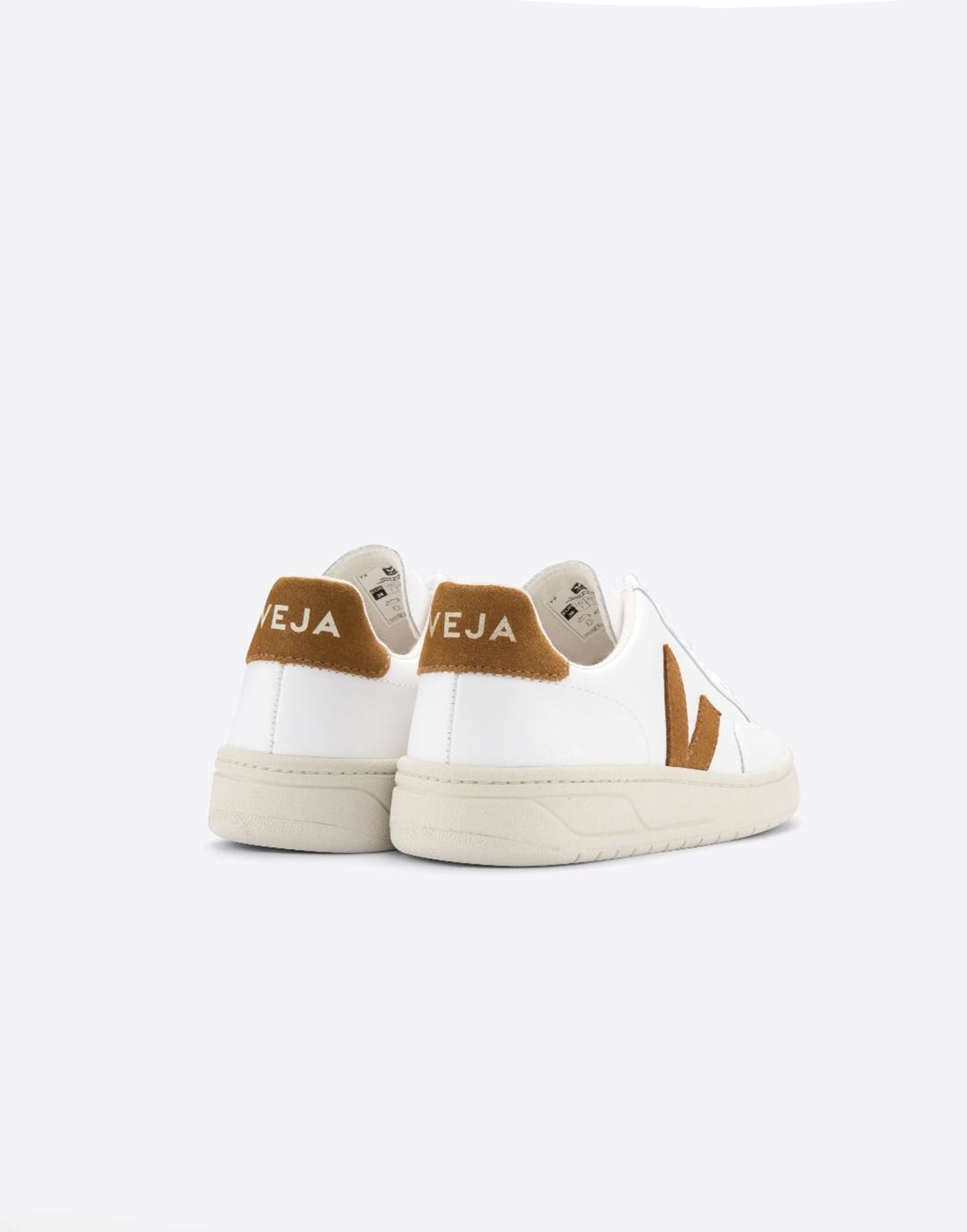 VEJA V-12 extra white camel