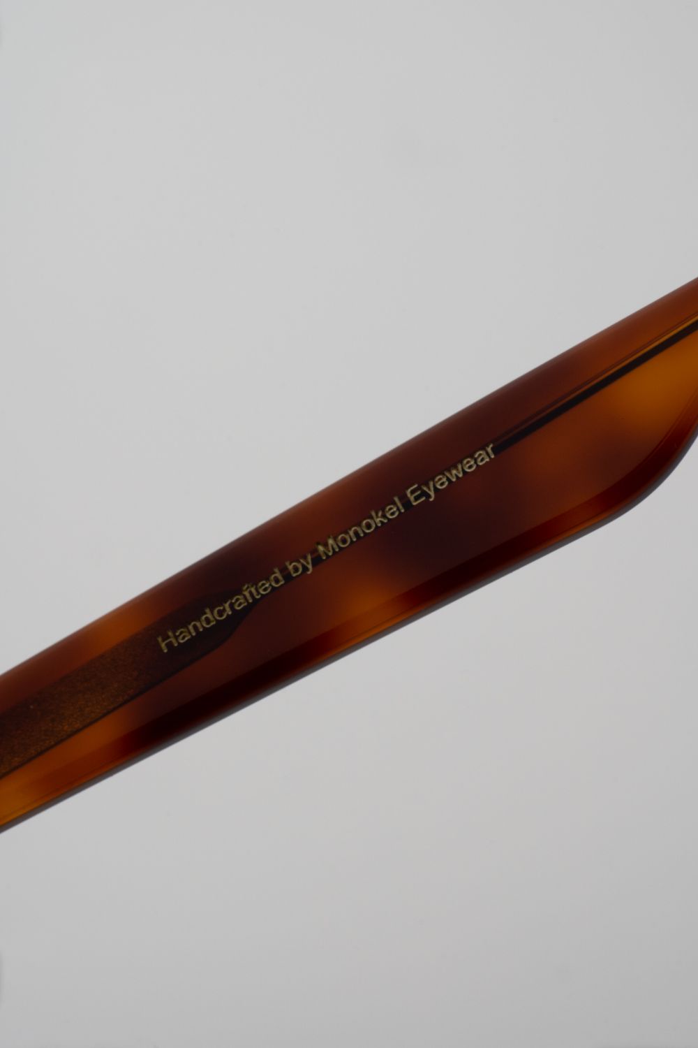 Monokel Ellis Amber