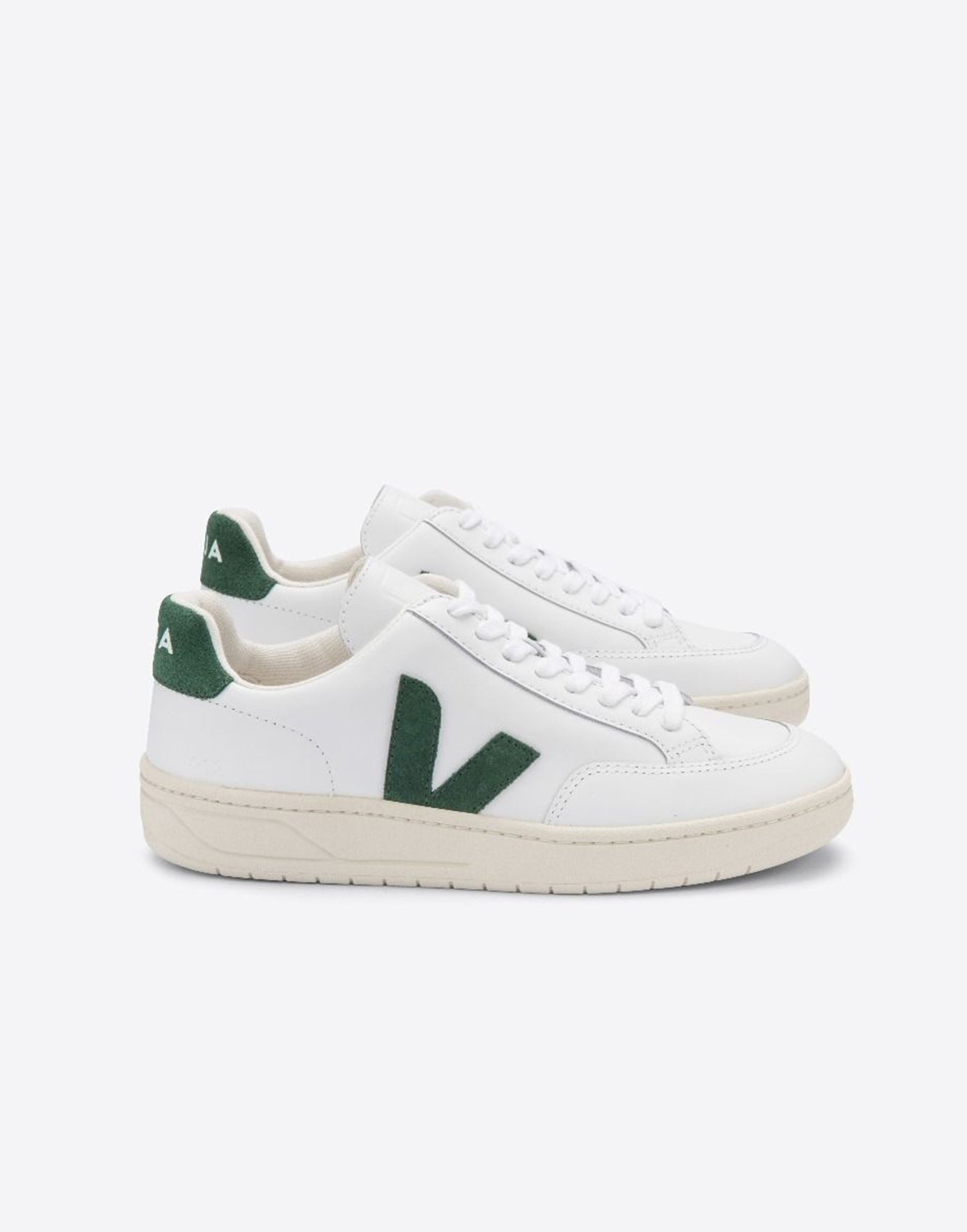 VEJA V-12 white cyprus