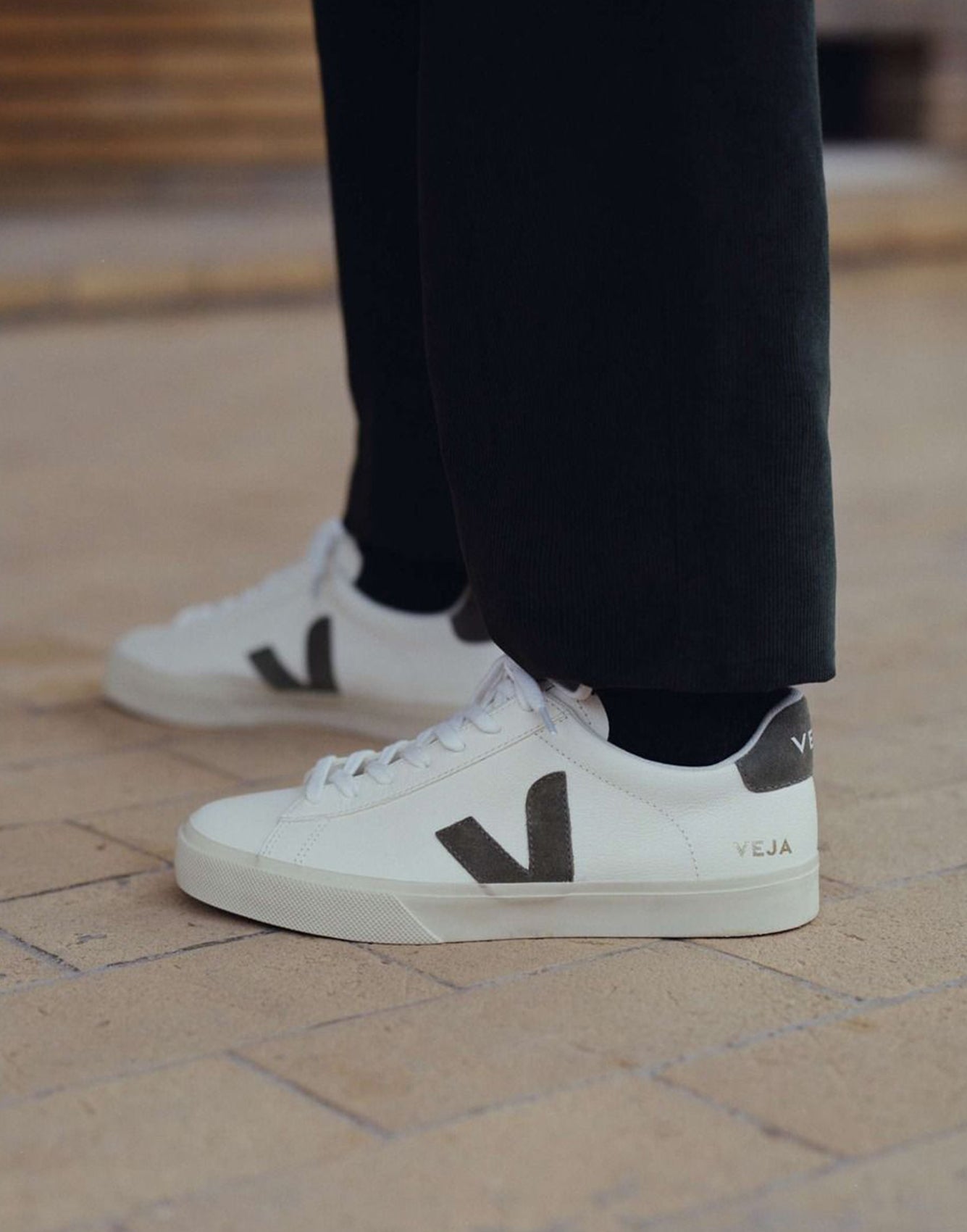 Veja Campo Chromefree Extra White Khaki