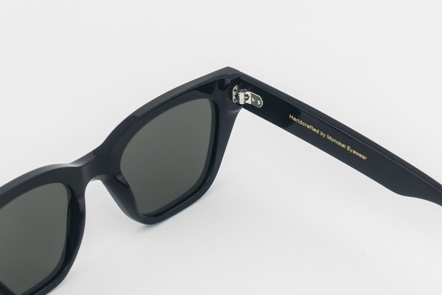 Monokel Memphis Black