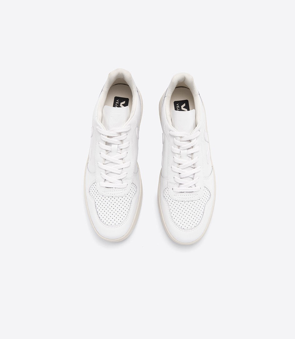 VEJA V-10 extra white