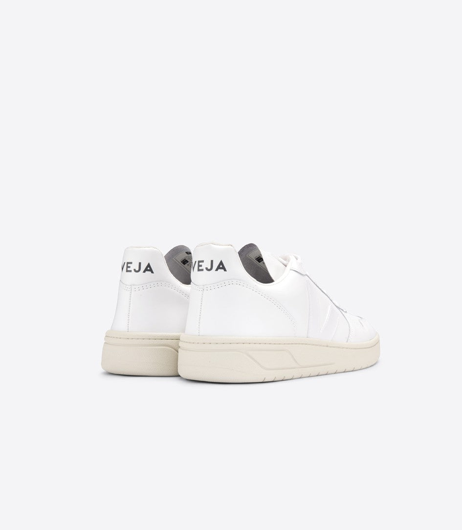 VEJA V-10 extra white