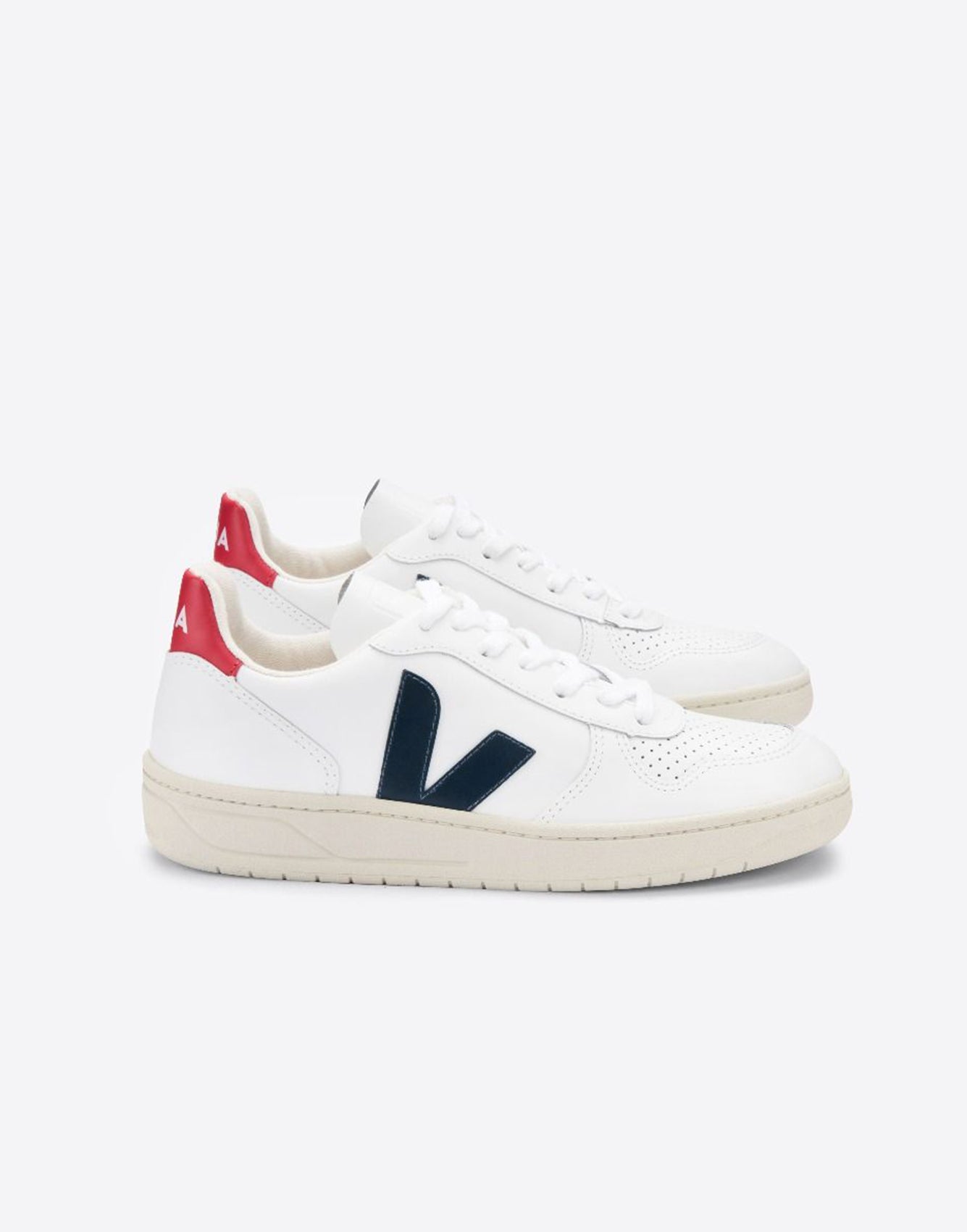 VEJA V-10 extra white nautico pekin
