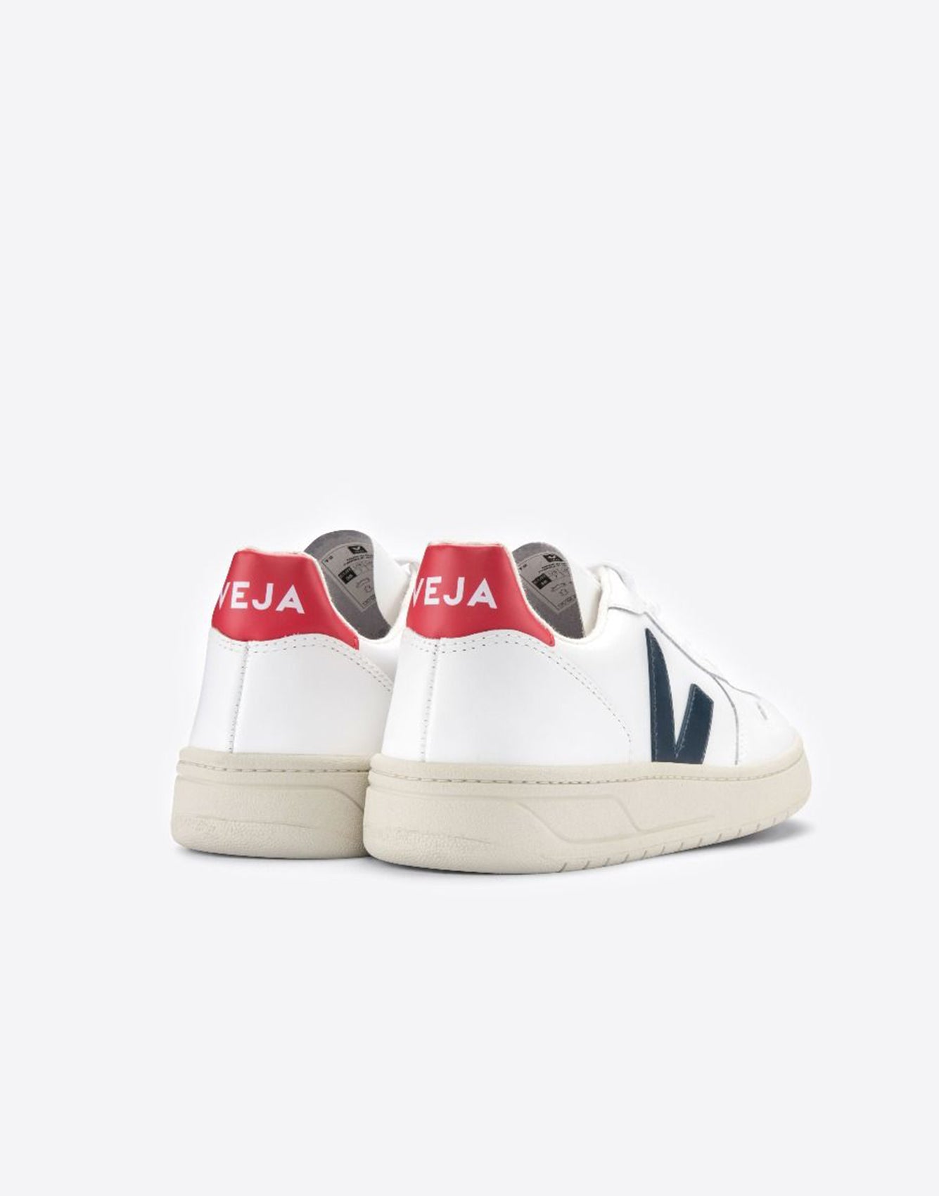 VEJA V-10 extra white nautico pekin