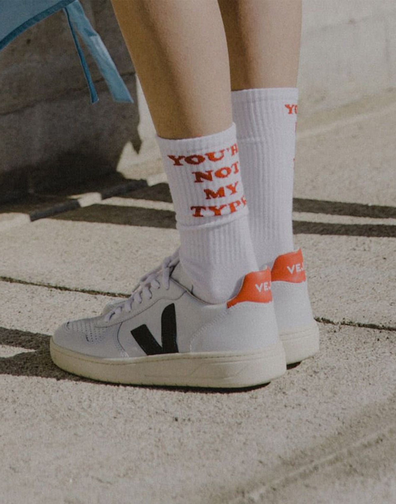VEJA V-10 extra white nautico pekin