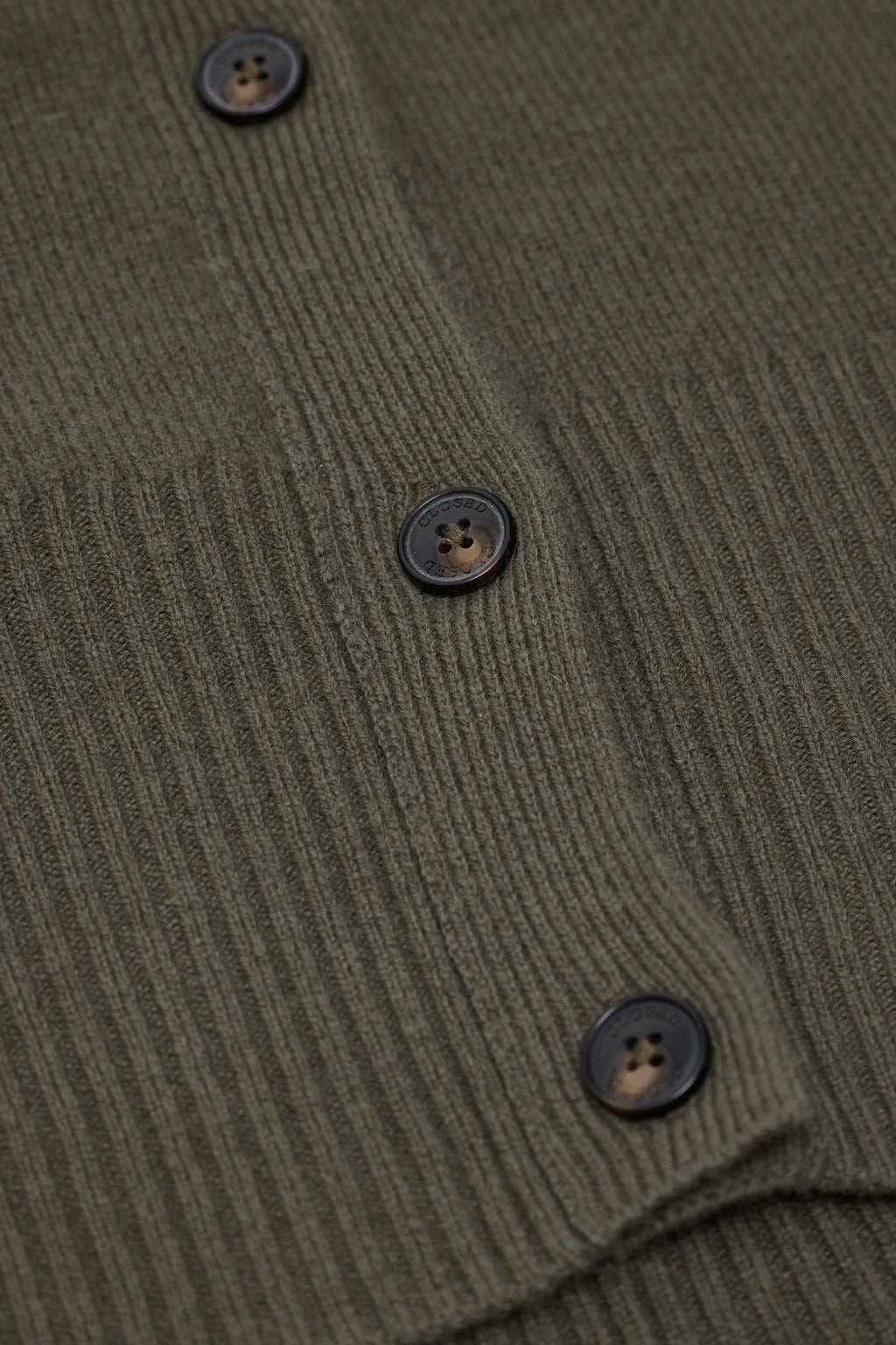 Closed Wool Cardigan Forest Green