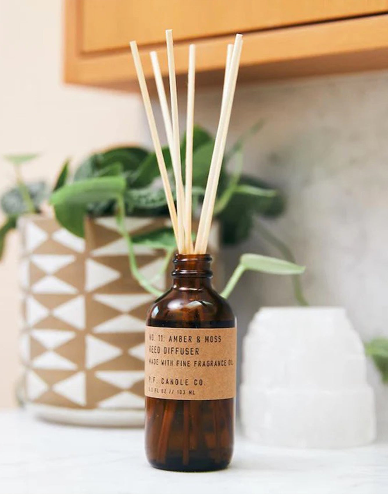 P.F. Candle Amber & Moss – Reed Diffuser