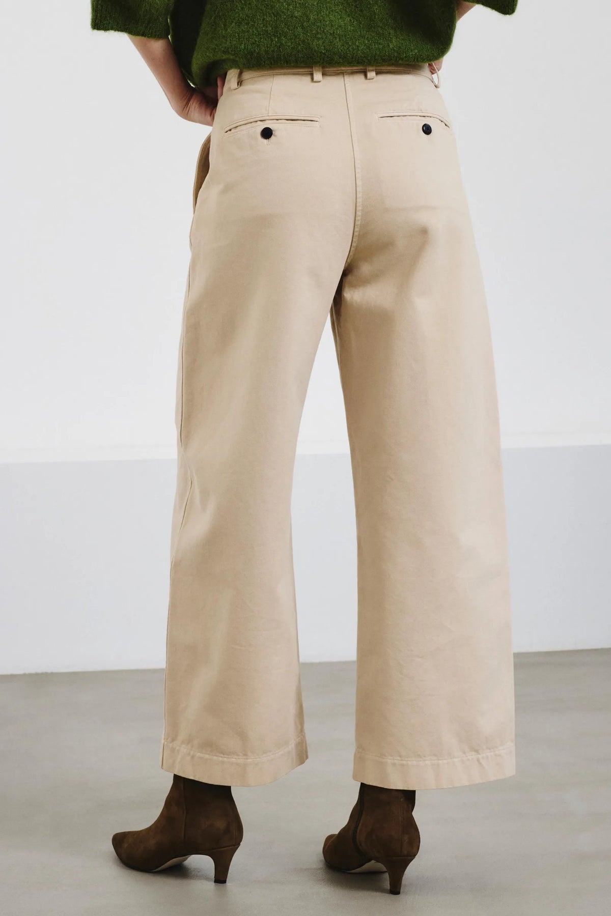 Pomandere Barrel-leg Brushed Cotton Drill Trousers Ivory