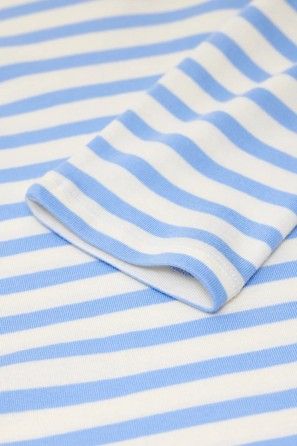 Closed Basic Longsleeve Sky Blue