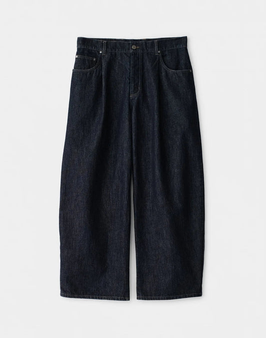 A Kind Of Guise Duma Pleated Denim Almost Raw
