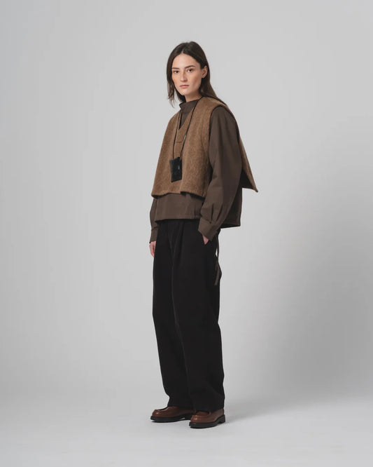 Girls Of Dust Vee Vest Mohair Fleece Java Brown