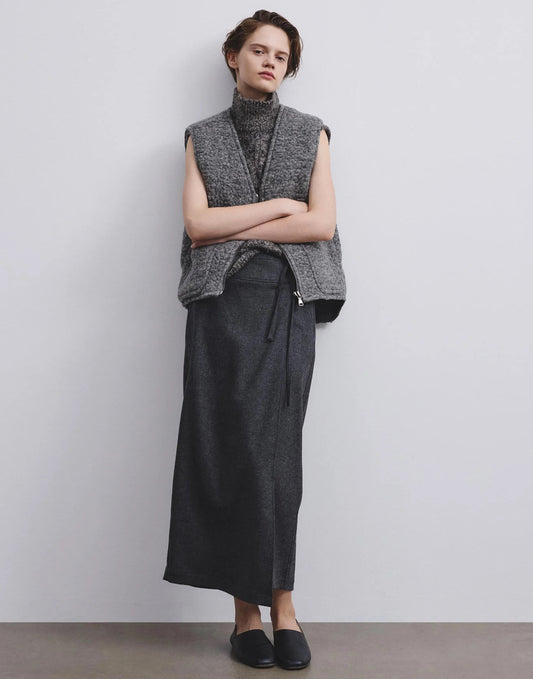 Pomandere Curly Vest Smoked Grey