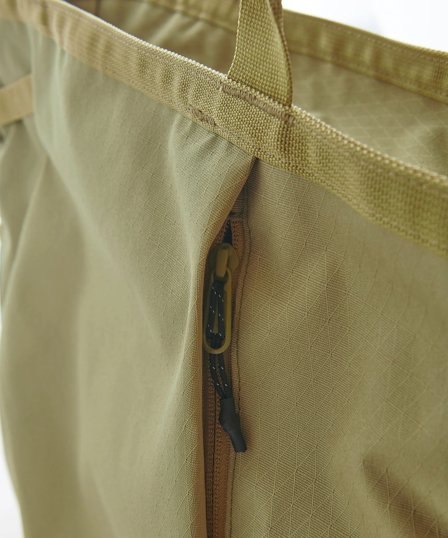 Gramicci Climbing Tote Bronze Olive