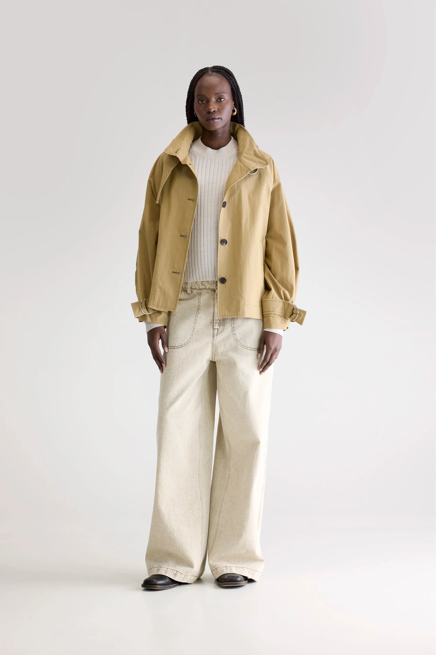 Bellerose Hubble Light Trench