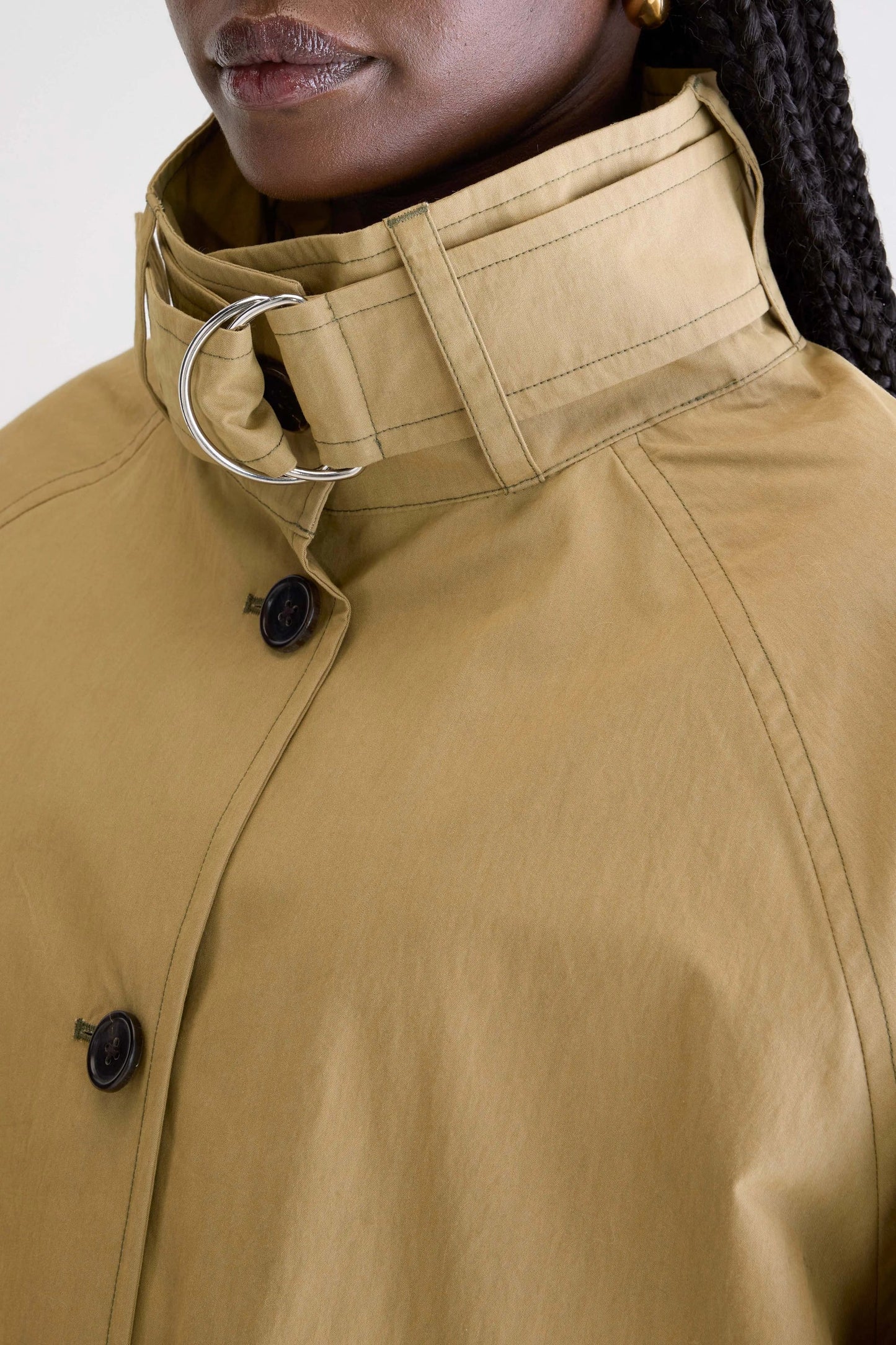 Bellerose Hubble Light Trench