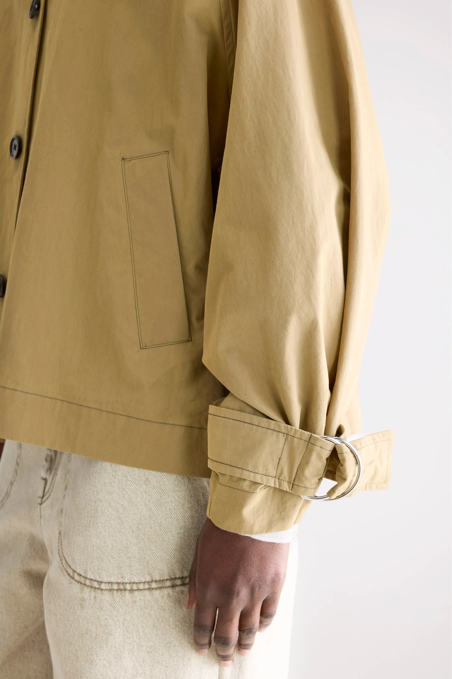 Bellerose Hubble Light Trench