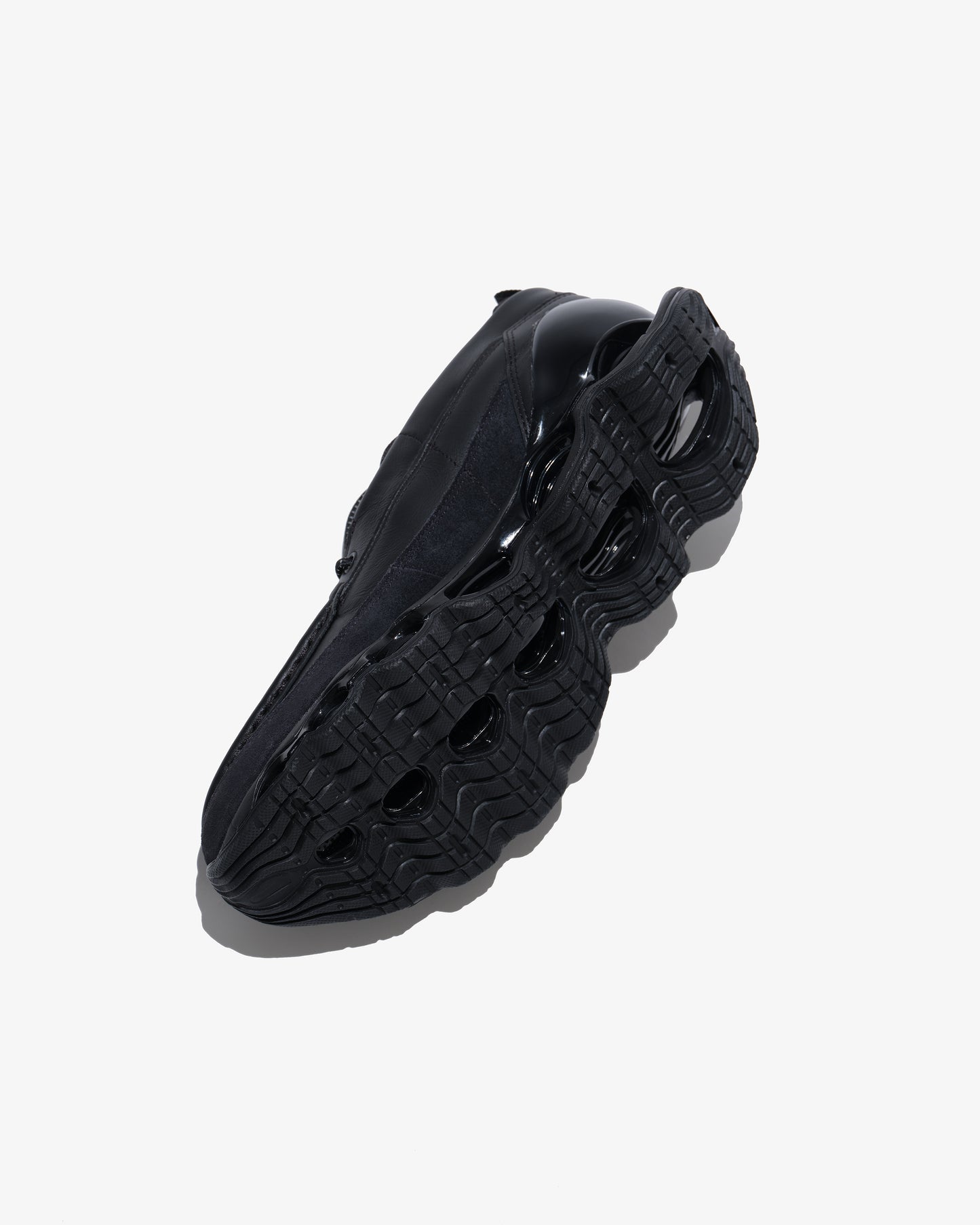 Mizuno Wave Prophecy Moc Black