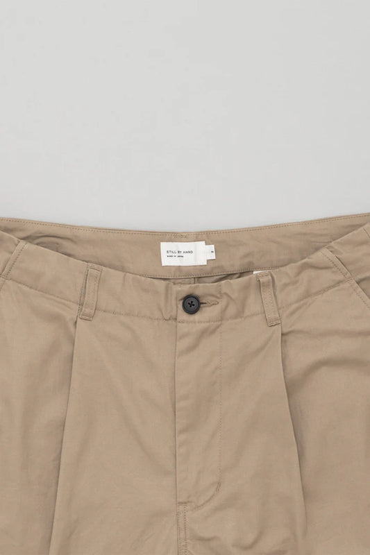 Still By Hand Tapered Pleated Pant Beige