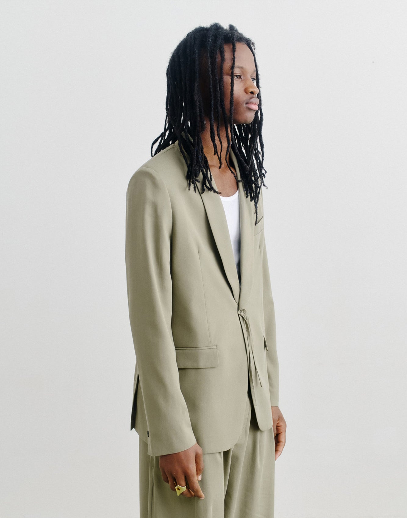 A Kind Of Guise Shinji Blazer Chulk Green