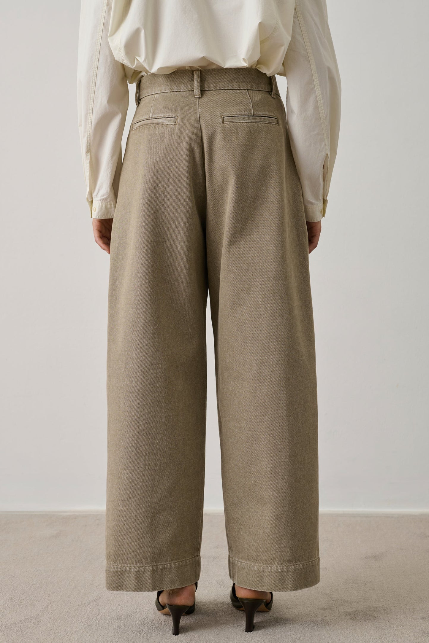 Soeur Devy Pleated Trousers Beige