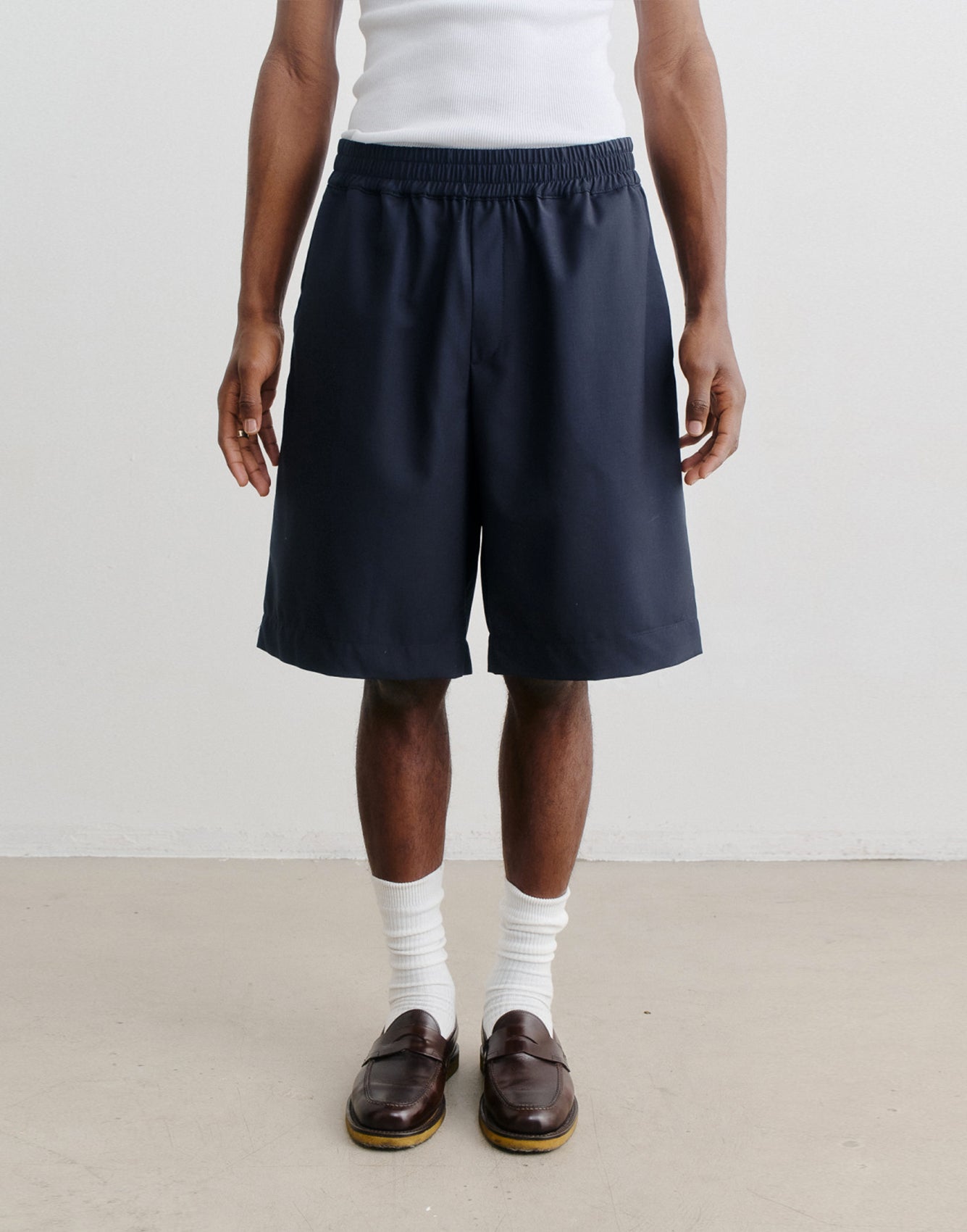 A Kind Of Guise Saleh Shorts Beluga Grey