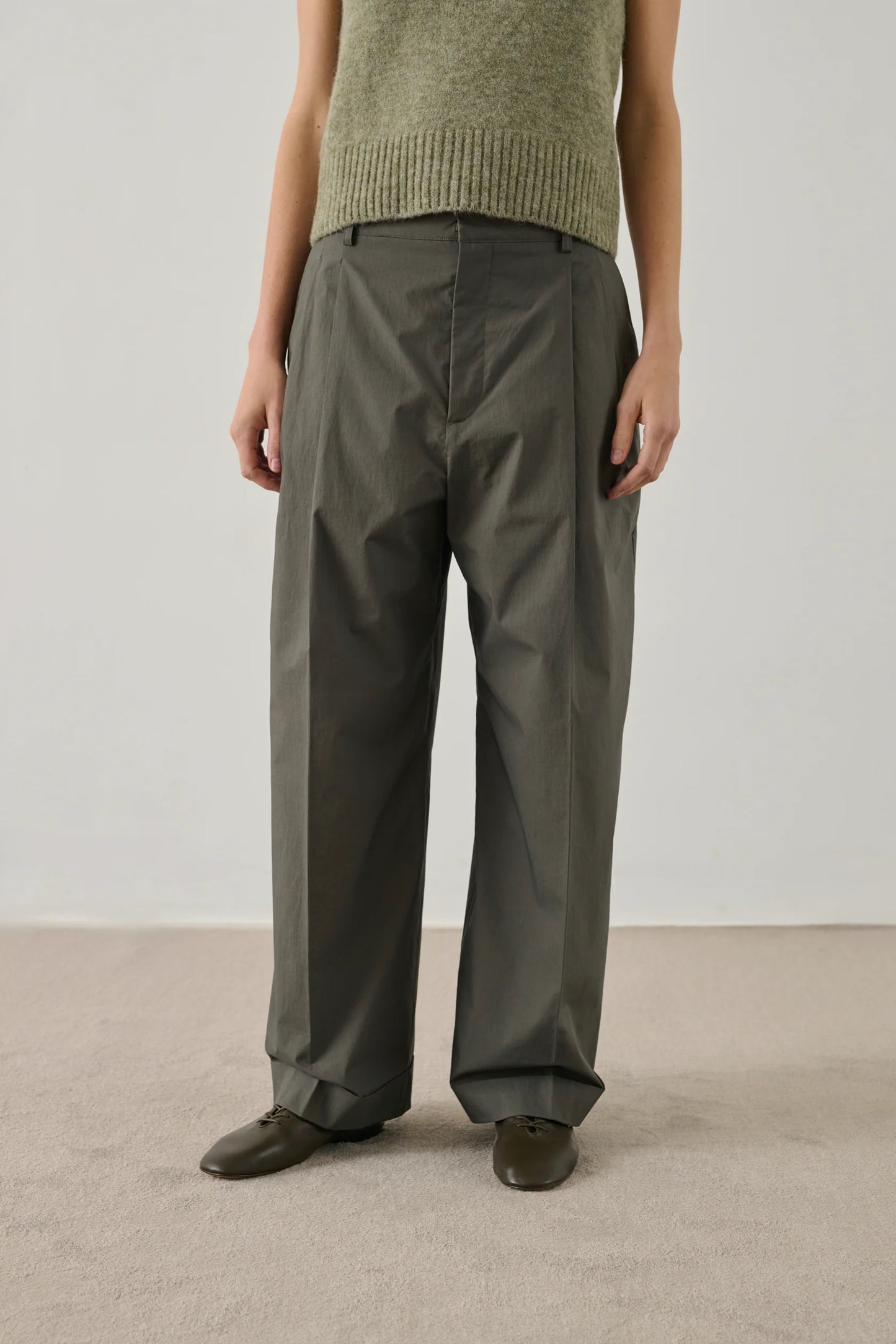 Soeur Watson Pleated Trousers Charcoal Grey